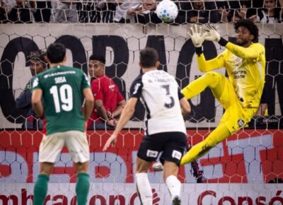 Com dois a mais em campo, Palmeiras não passa de empate com o Corinthians neste domingo