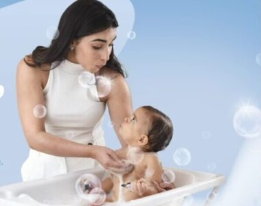 Afogamento é uma das principais causas de morte infantil no Brasil e motiva campanha da Galzerano sobre segurança no banho de bebês
