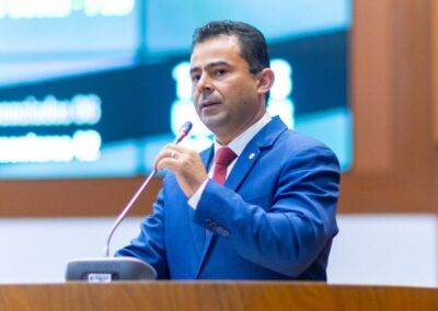 Deputado é condenado a devolver R$ 163 mil por irregularidades quando era prefeito