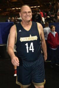 Morre Oscar Schmidt, lenda do basquete brasileiro