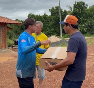 Vereador Hermínio da Farmácia e Amarildo Filho levam 3 toneladas de pescado às famílias codoenses na Semana Santa