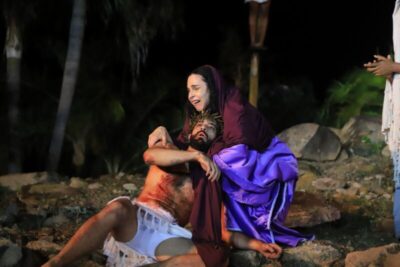 Fé e Emoção: Estreia da Paixão de Cristo em Floriano Arrebata Público no Piauí