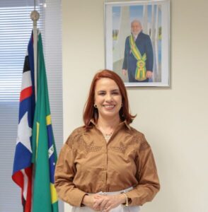 Lula nomeia maranhense Loroana Coutinho para a presidência da Anater