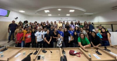 Câmara de Timon promove minicurso de Libras e reforça compromisso com inclusão e acessibilidade