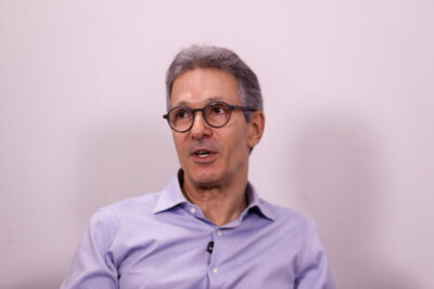 Centrão rejeita Zema como vice de Flávio Bolsonaro e vê falas sobre o Nordeste como preconceito