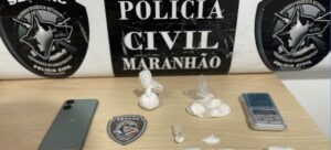 Polícia conduz dupla suspeita de tráfico de drogas em Timon