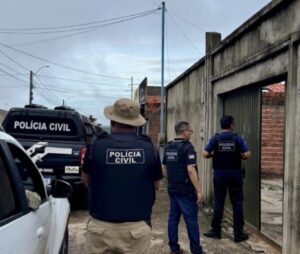 Polícia Civil cumpre mandados contra três suspeitos de homicídio, em Caxias