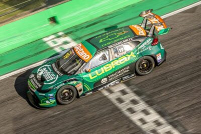 Felipe Massa é nono nesta sexta e espera comemorar aniversário com bons resultados neste sábado