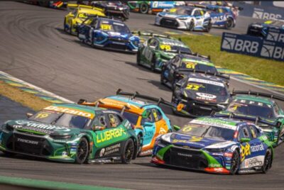 Julio Campos escala 13 posições e coloca Time Lubrax TMG no top-10 em Interlagos