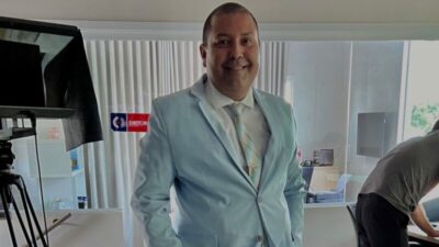 Central de Notícias Brasil faz homenagem ao jornalista Karllos Roger