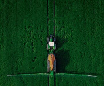 Plataforma acelera compra e venda para democratizar negociações de máquinas agrícolas