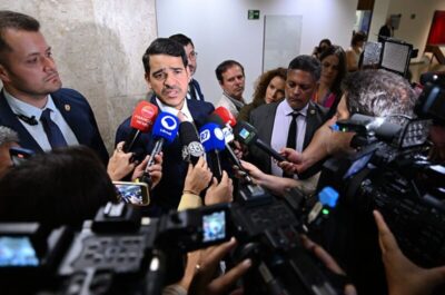 Sob relatoria de Wevertom Rocha, CCJ faz sabatina de Jorge Messias para o Supremo Tribunal Federal