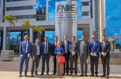 Prefeito Dr. Amílcar Rocha, reivindica em Brasília liberação de obras paralisadas ou inacabadas