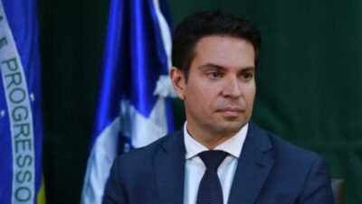 Foragido da Justiça brasileira, ex-deputado Ramagem é detido por autoridades migratórias nos EUA