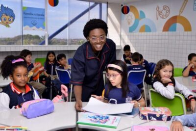 Sesi abre processos seletivos para contratação de profissionais da área de educação com salários de R$ 5,2 mil