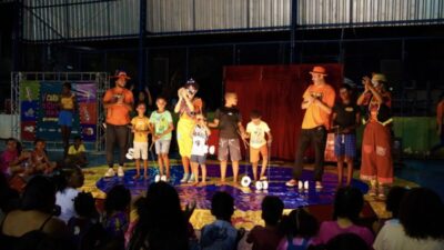 Caravana O Circo Tá na Rua ocupa praça na Liberdade, em São Luís