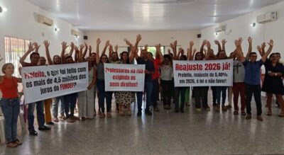 Professores intensificam mobilização, cobram direitos e ameçam iniciar greve em São João Batista