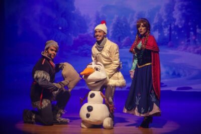 Sucesso entre gerações, história de Anna e Elsa volta aos palcos em São Luís