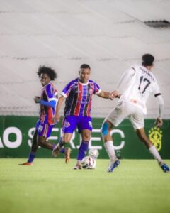 MAC volta a vencer após dois meses e deixa zona de rebaixamento