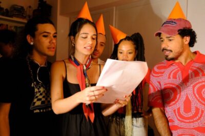 Atriz de De Volta aos 15 se lança como diretora de novelas verticais