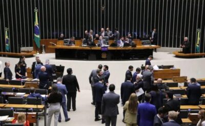Câmara rejeita mudança emendas feitas pelo Senado na medida provisória do seguro-defeso; acompanhe