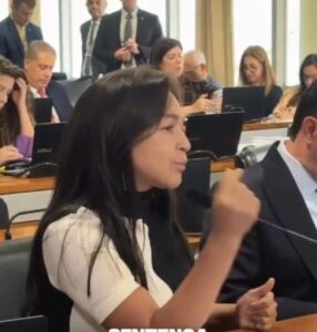 CCJ aprova texto de Eliziane que acaba com aposentadoria compulsória para magistrados e membros do MP , como medida  disciplinar