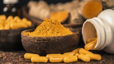 Anvisa atualiza normas e restringe uso de cúrcuma em suplementos alimentares