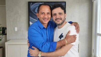 Humor: Renan Santos vem ao Maranhão pegar dicas de geopolítica com Manoel Gomes