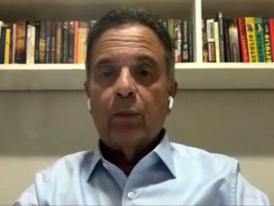 Senador acusa Flávio Dino de parcialidade no STF e fala em “crime de responsabilidade”