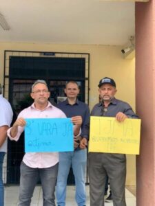 Advogados de Chapadinha e Mata Roma protestam contra falta de juízes e estrutura na comarca