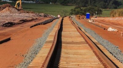 Governo conclui estudo para restabelecer 7.412 km de ferrovias paralisadas há anos
