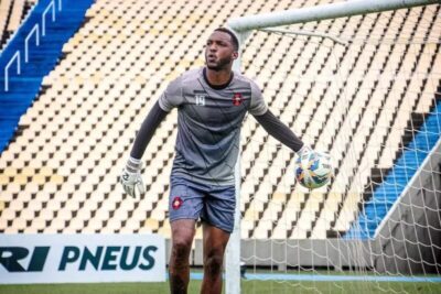 Sampaio Corrêa aposta em ex-goleiro do rival