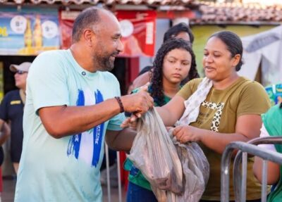 Semana Santa: Roberto Costa inicia distribuição de peixes em Bacabal