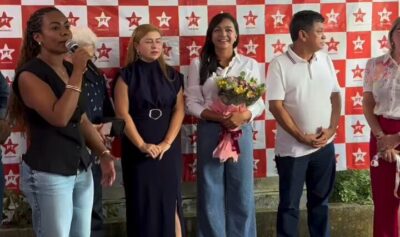 Eliziane participa de ato do PT em São Luís após filiação