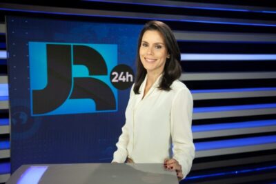 Camila Busnello assume apresentação do “Domingo Espetacular” ao lado de Roberto Cabrini