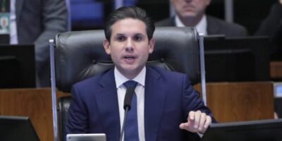 Hugo Motta defende derrubar veto ao PL da Dosimetria