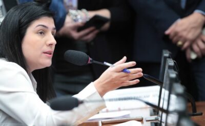 Comissão aprova prioridade no SUS para mulher que perde filho na gravidez ou no parto