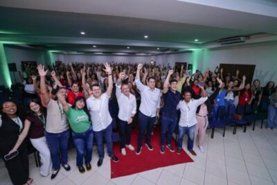 Orleans Brandão dialoga com profissionais da saúde e reforça compromisso com melhorias no setor