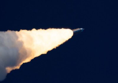 Observatório em Minas Gerais registra imagens da Artemis 2 após manobra crucial