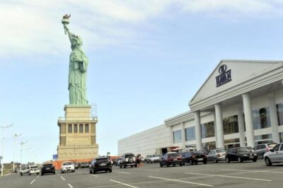 Havan e Município de São Luís são acionados por irregularidades na réplica da Estátua da Liberdade