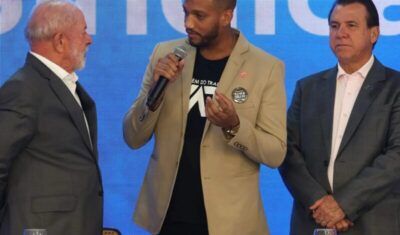 Lula pede mobilização a centrais sindicais para fim da escala 6×1