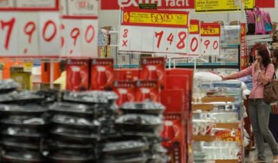 Mercado eleva previsão da inflação para 4,36% este ano