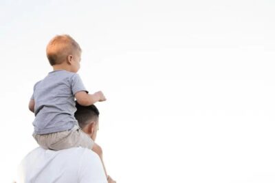 Novo salário-paternidade é sancionado por Lula: veja quem pode receber e quanto será pago