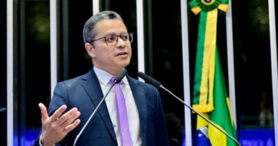 Carlos Lula destaca SUS em sessão no Congresso Nacional