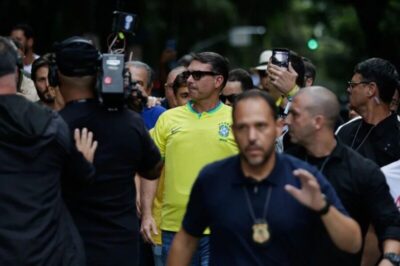 PL encomenda pesquisa para testar quatro nomes como vice de Flávio Bolsonaro