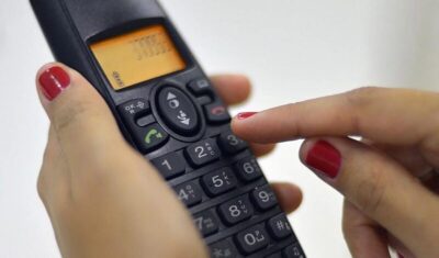 Serviço de telefonia fixa da operadora Oi é vendido por R$ 60 milhões