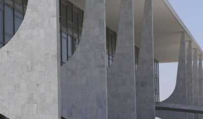 Terceirizados do governo têm redução de jornada e auxílio para creche