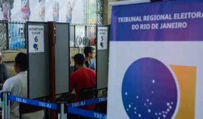 TRE-RJ faz plantão para regularizar situação de eleitores