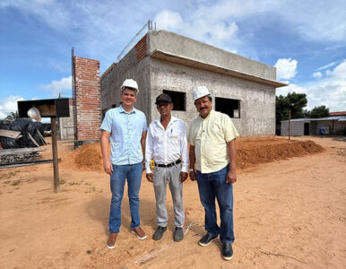 Prefeito Neto Carvalho visita obra da UBS Rodeador e confirma avanços importantes para a comunidade