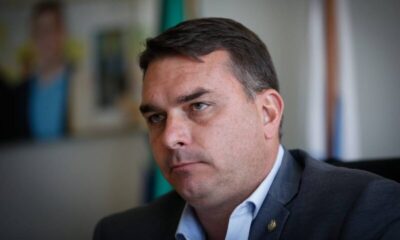 Flávio Bolsonaro cogita vereadora mais votada do Nordeste como vice